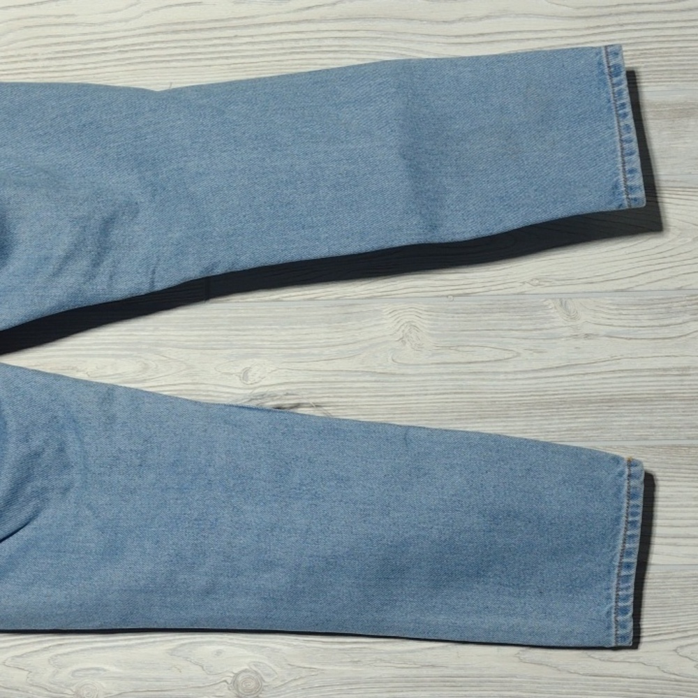 Destroyed High Rise Cropped Jeans - Picture 11 of 16